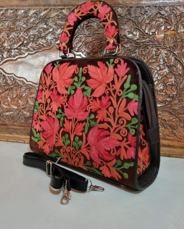 Ari Work Sling Bag Design 2