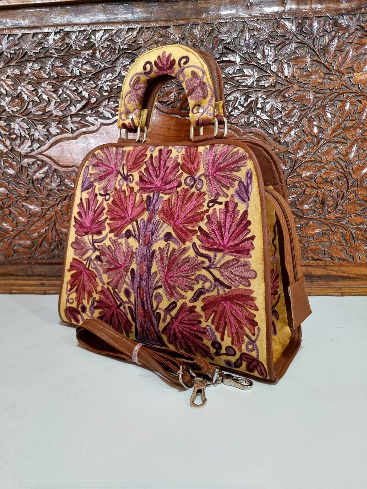 Ari Work Sling Bag Design 9